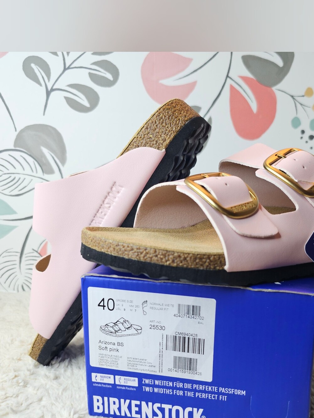 NWT Birkenstock Arizona Soft Pink Sandals with Gold Buckles L9/M7 40